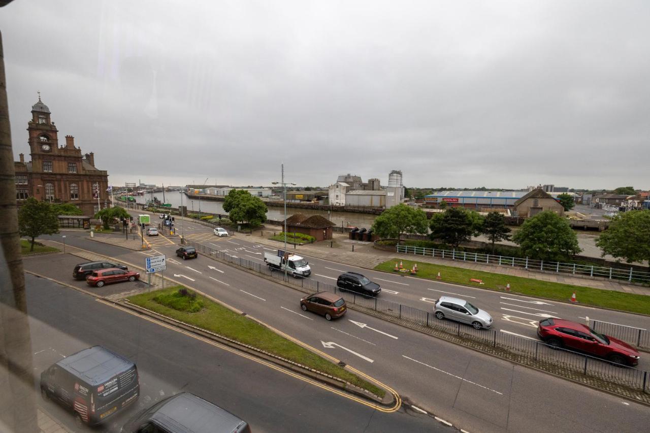 Entire Two Double Bedrooms Flat With River Yare View H6 グレート・ヤーマス エクステリア 写真