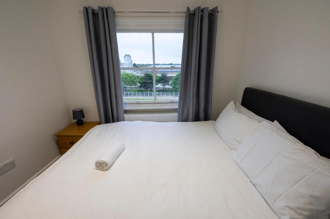 Entire Two Double Bedrooms Flat With River Yare View H6 グレート・ヤーマス エクステリア 写真